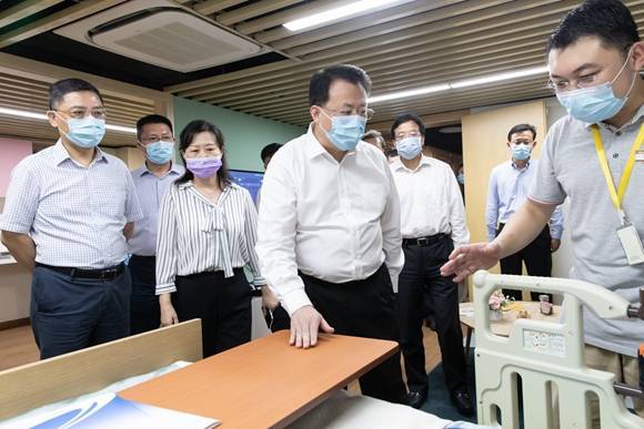 龔正調研養老服務機構 擴大有效供給，激發市場活力，構建多元化養老服務體系